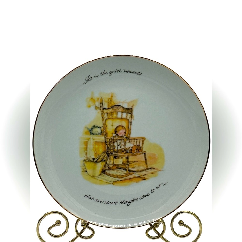 Vintage‎ Holly Hobbie Collector Decorative Plate “It’s The Quiet Moments”